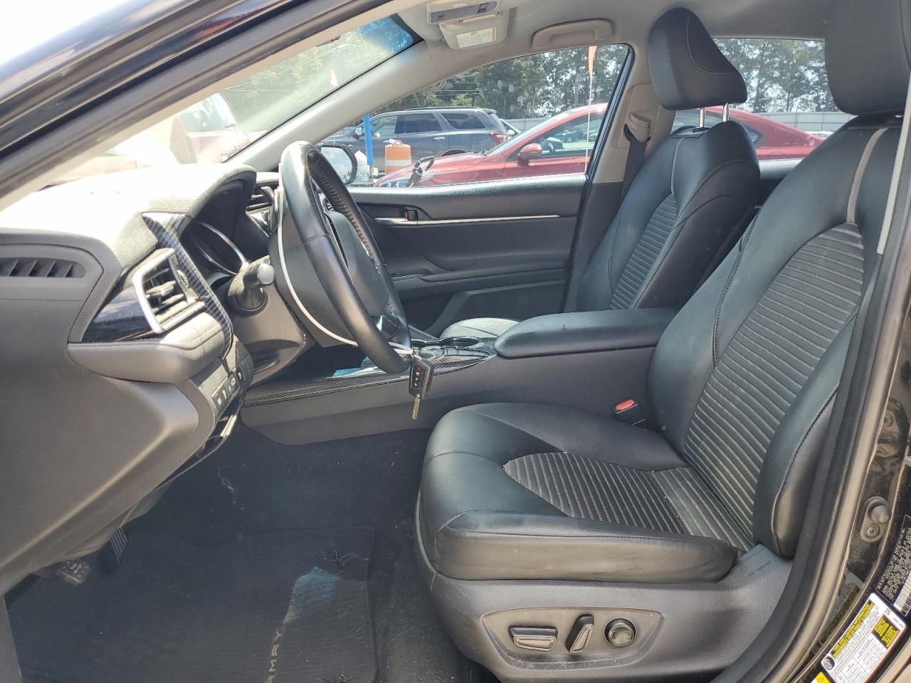 2018 TOYOTA CAMRY