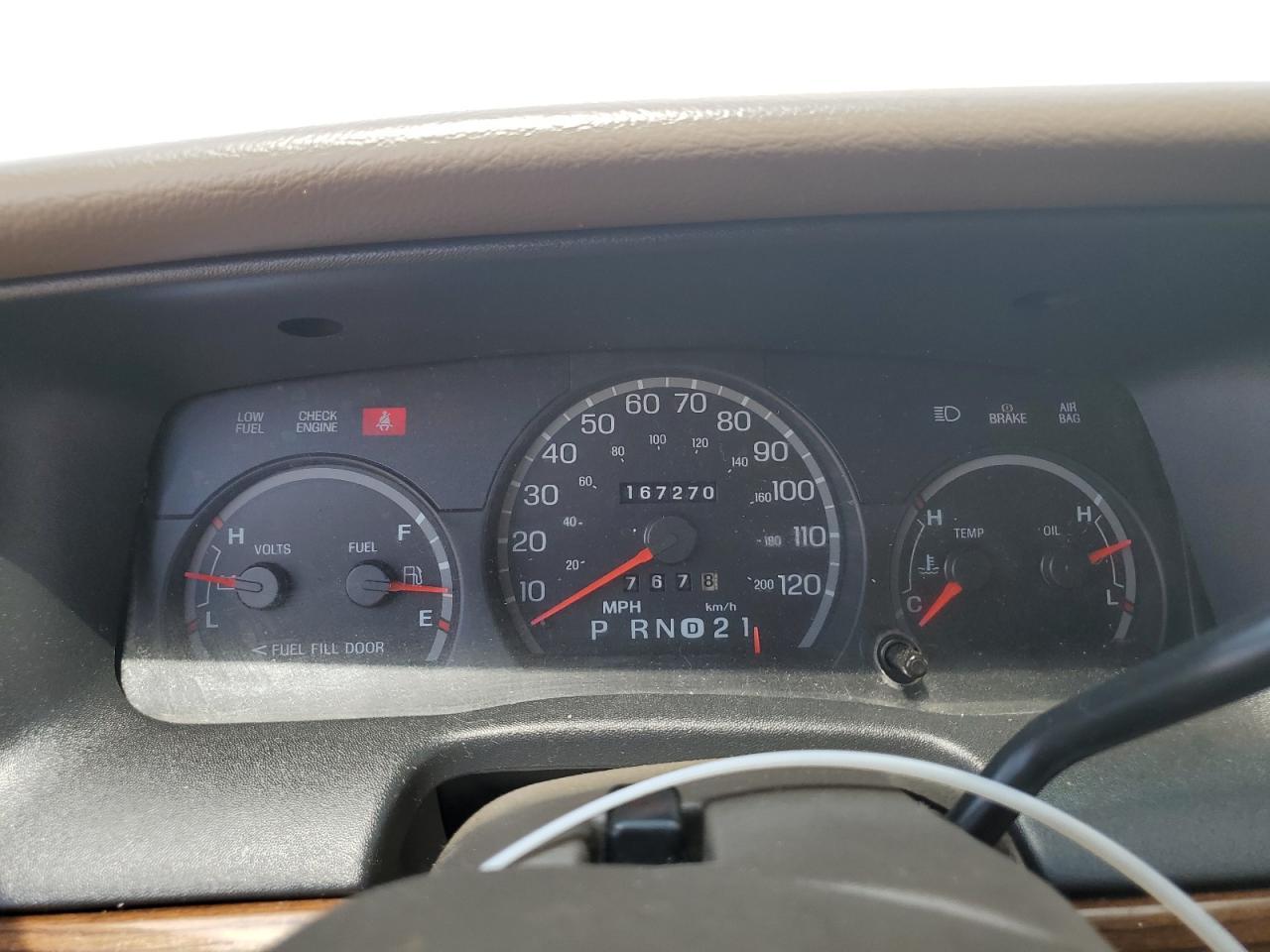 2002 FORD Crown Victoria
