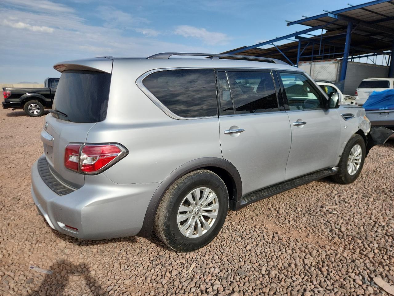 2017 NISSAN Armada