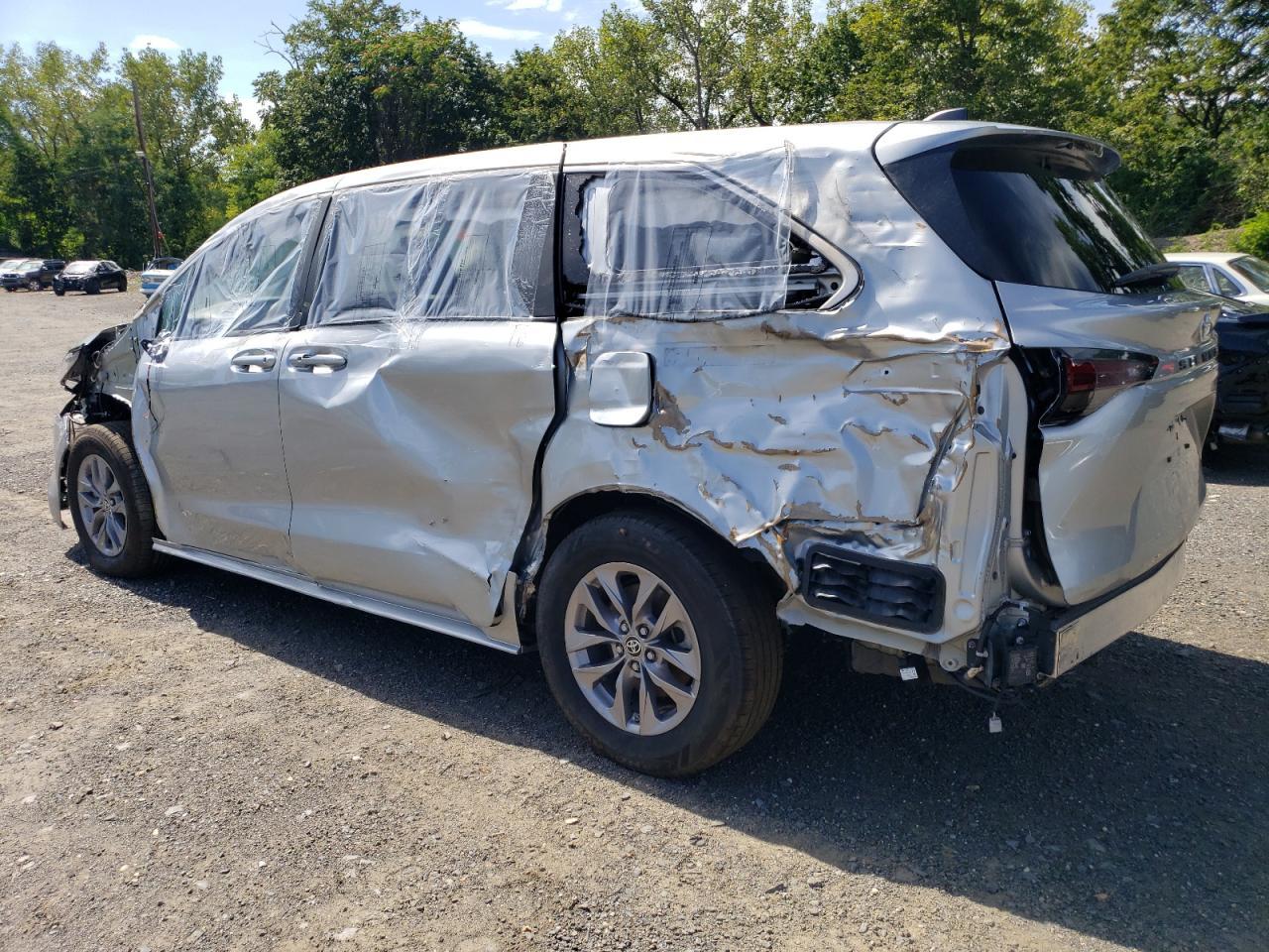 2023 TOYOTA SIENNA