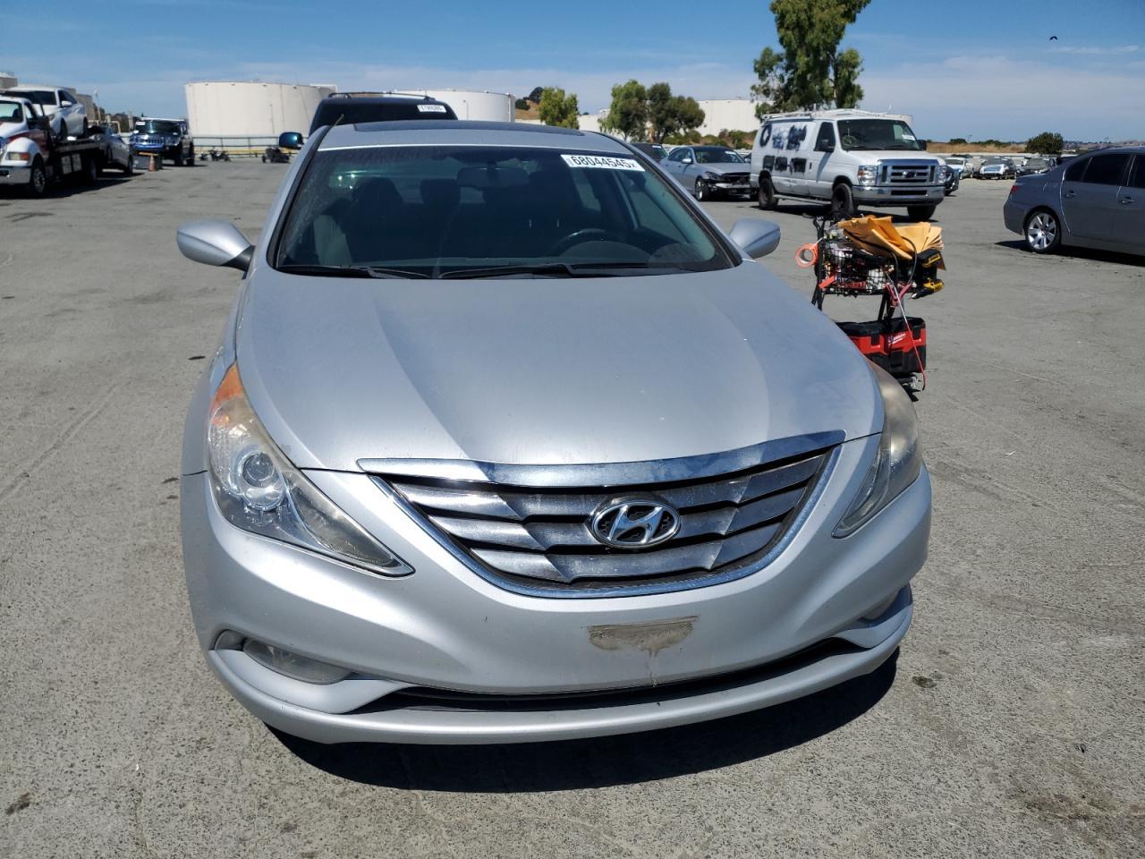 2012 HYUNDAI SONATA