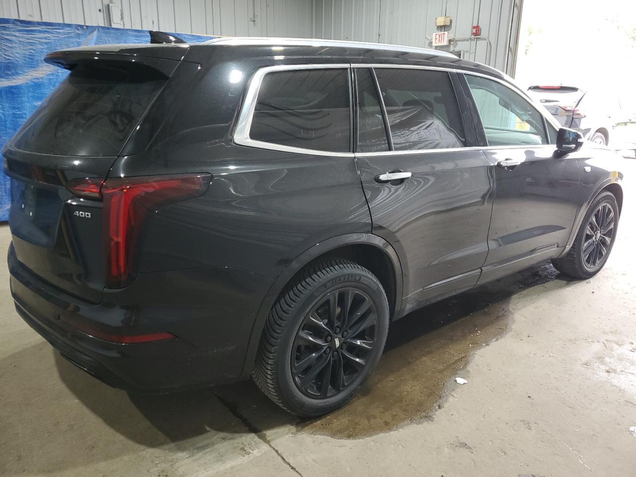 2022 CADILLAC XT6