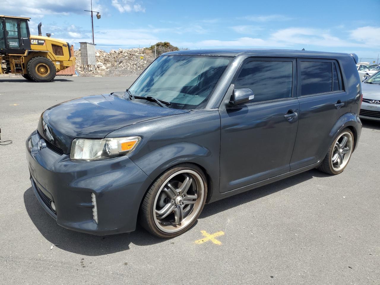 2014 TOYOTA SCION