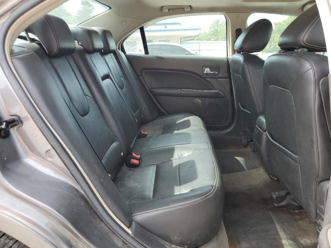 2010 FORD FUSION