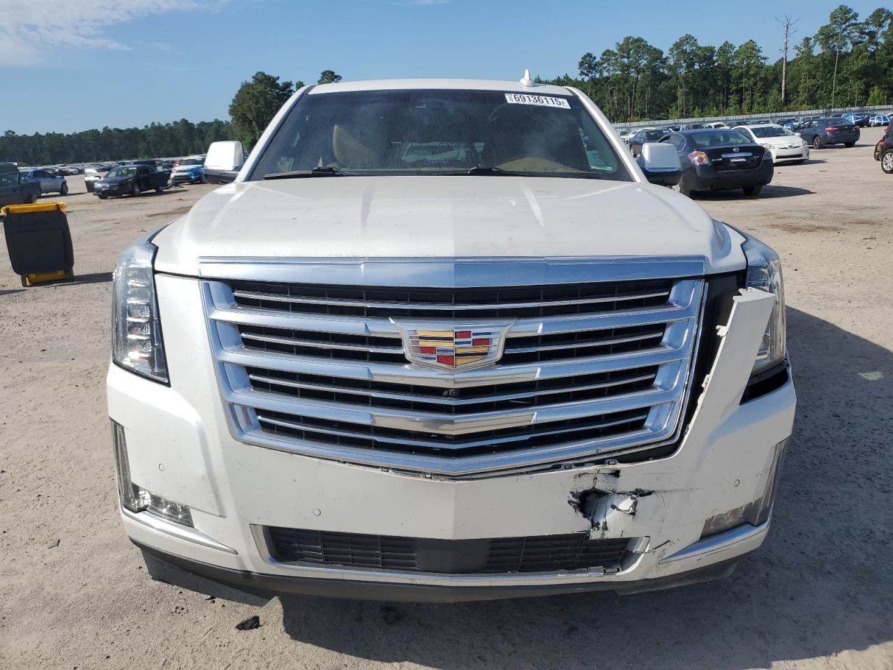2017 CADILLAC ESCALADE