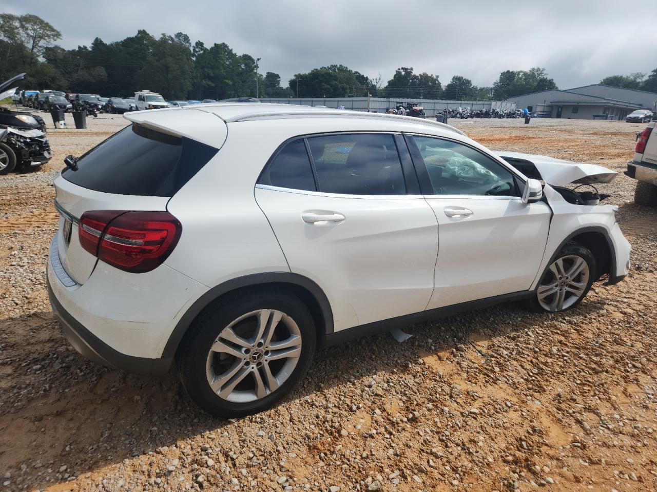 2019 MERCEDES-BENZ GLA-Class