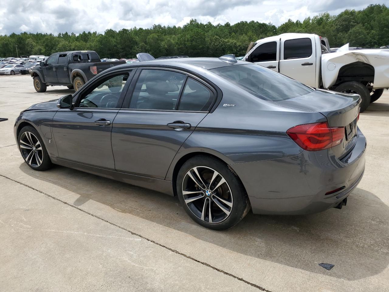2018 BMW 3 SERIES