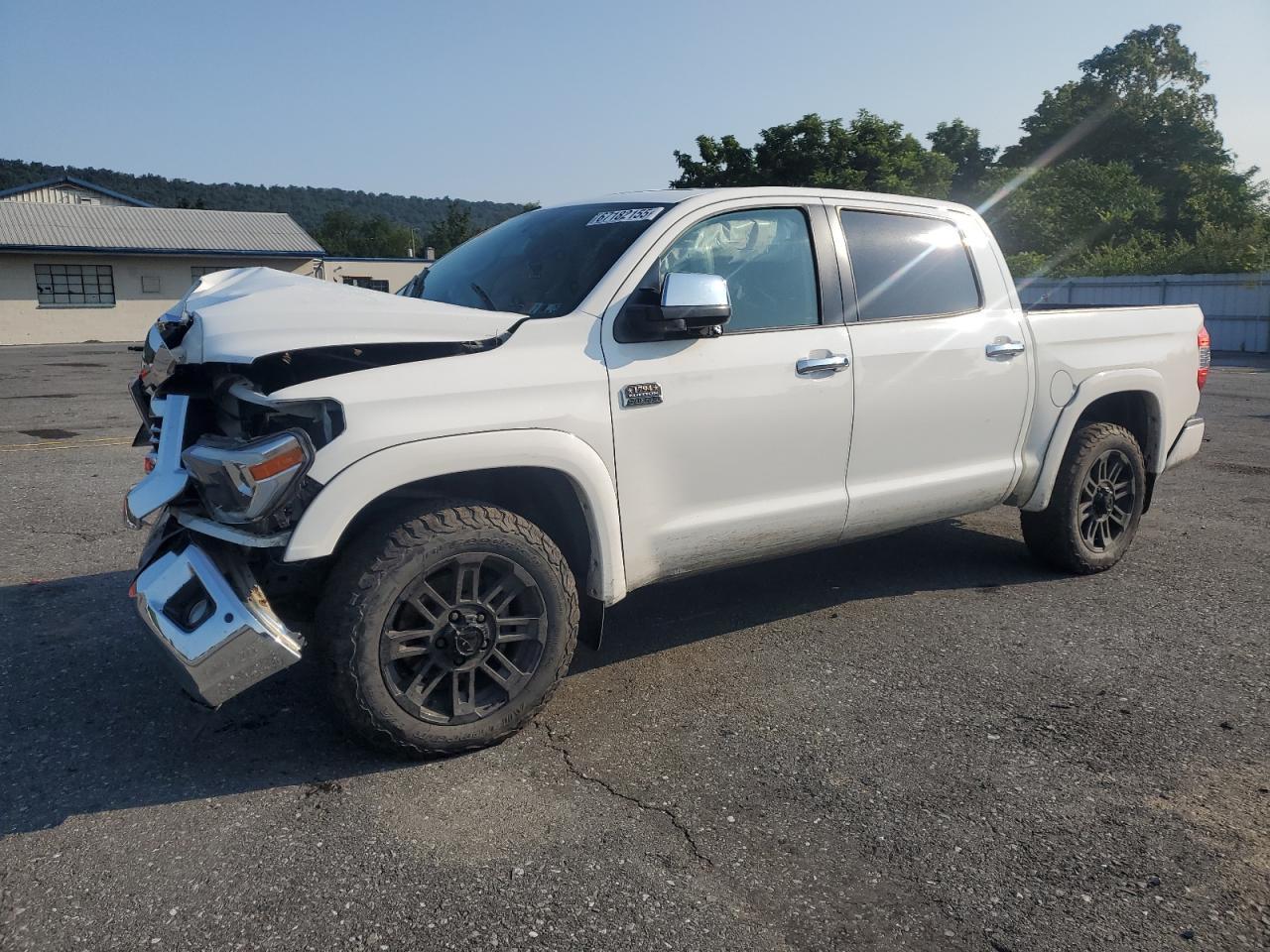 2016 TOYOTA TUNDRA