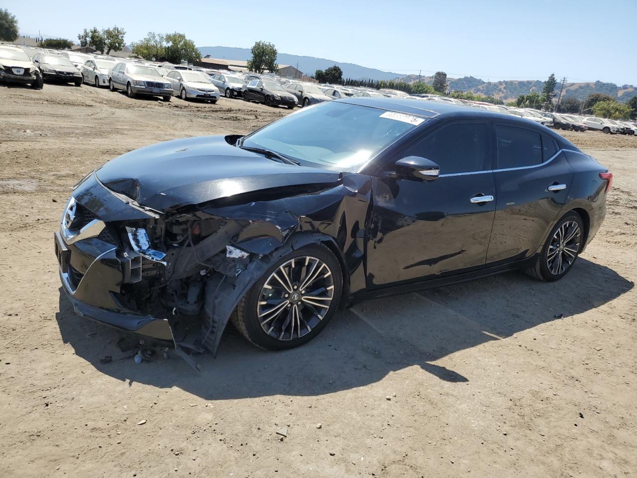 2017 NISSAN Maxima