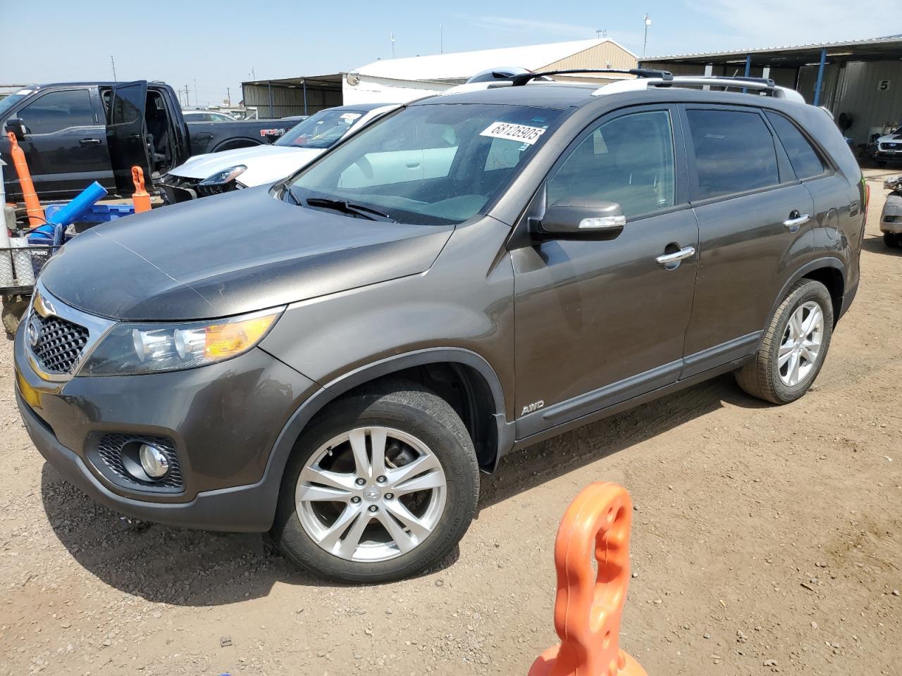 2013 KIA SORENTO
