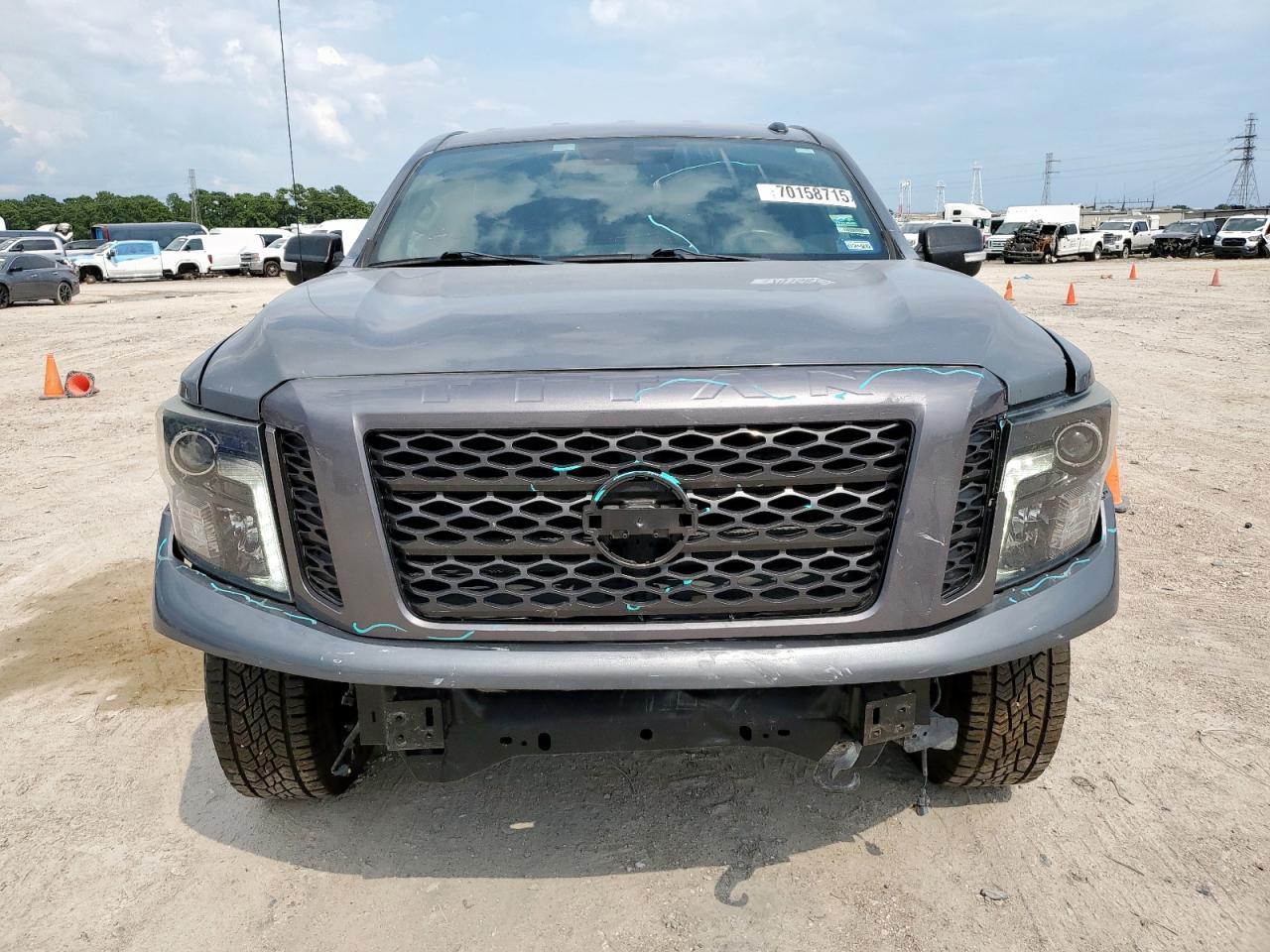 2019 NISSAN Titan