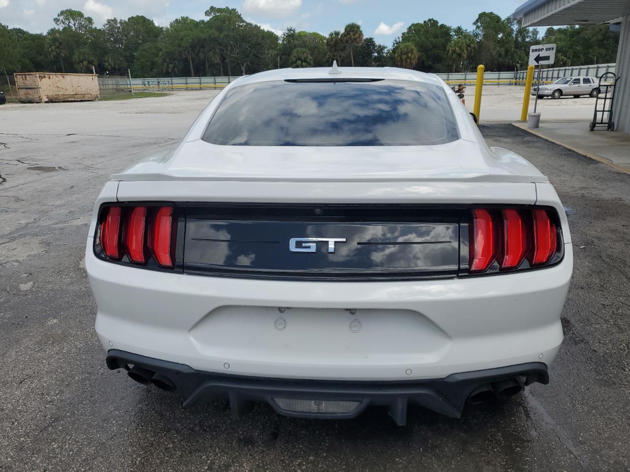 2022 FORD MUSTANG