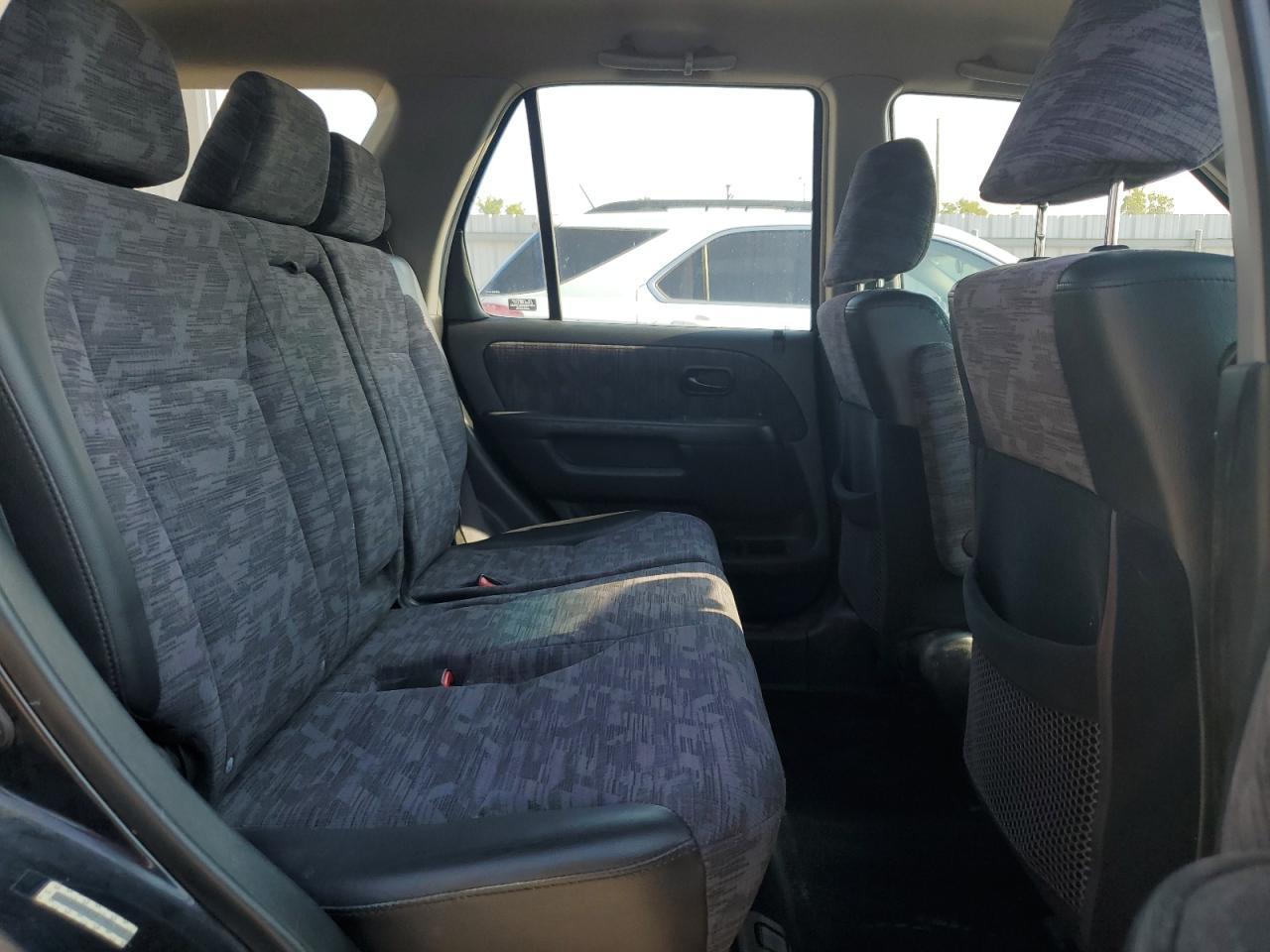 2004 HONDA CR-V