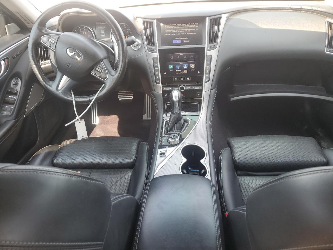 2017 INFINITI Q50