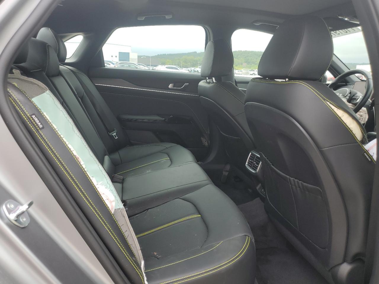 2025 KIA K5