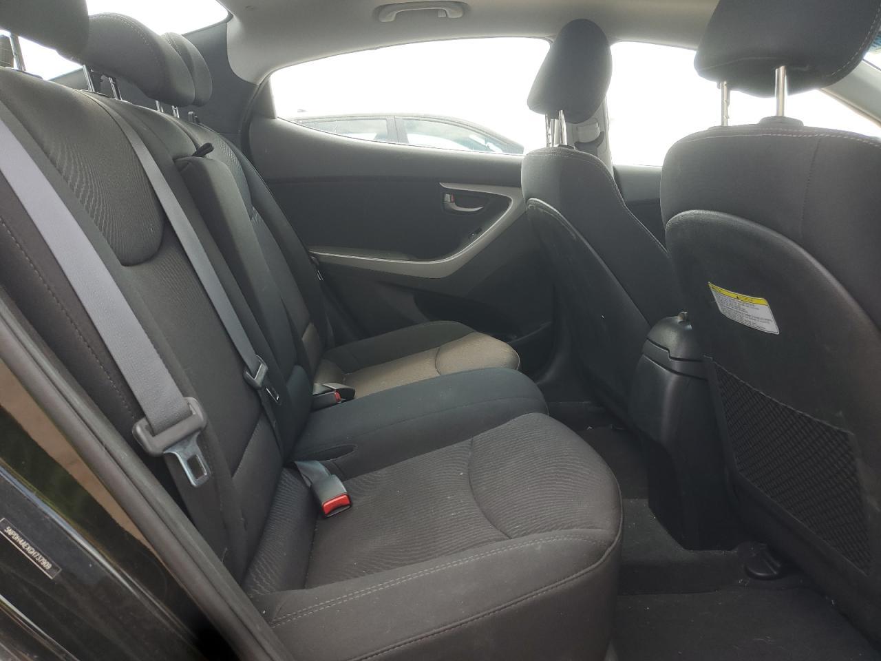 2016 HYUNDAI ELANTRA