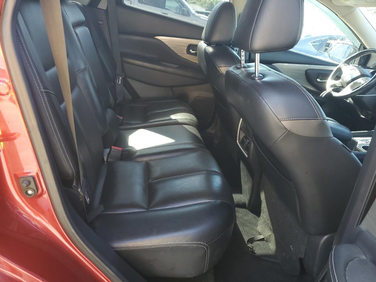 2016 NISSAN MURANO