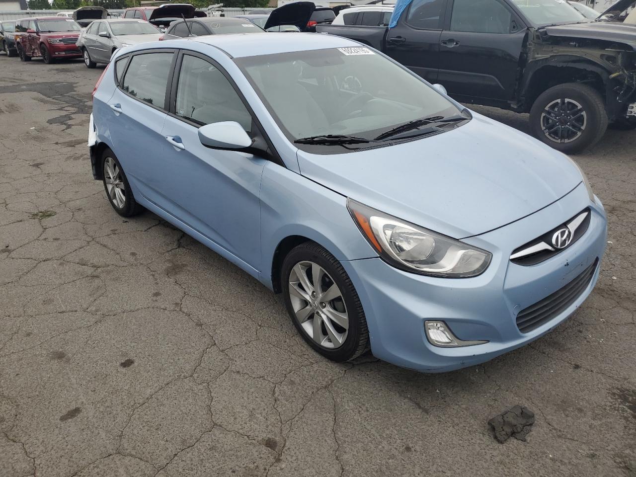 2012 HYUNDAI ACCENT
