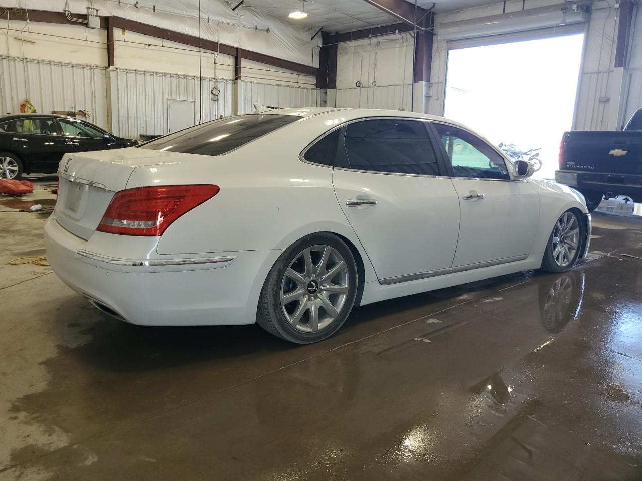 2011 HYUNDAI Equus