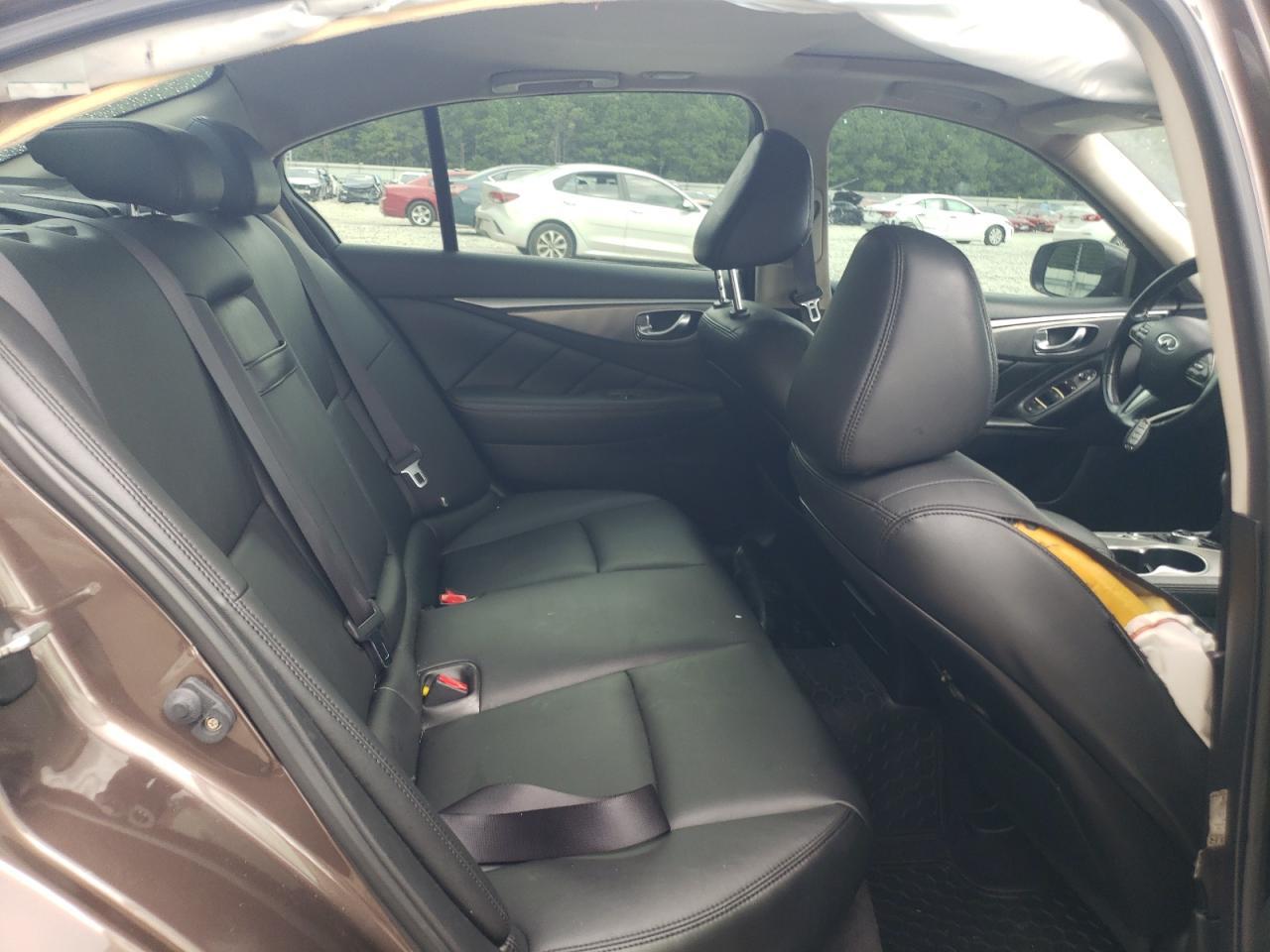 2014 INFINITI Q50