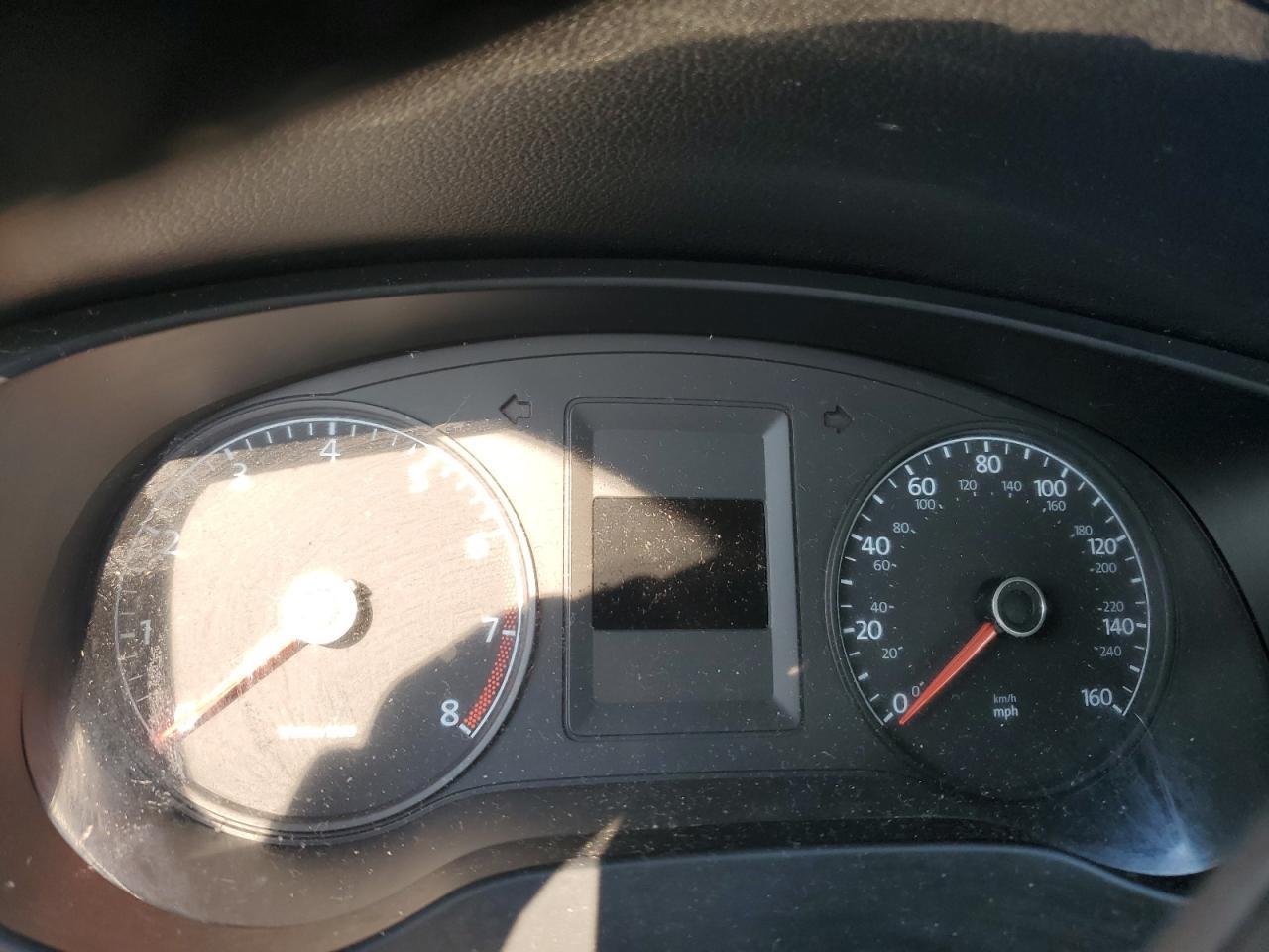 2011 VOLKSWAGEN JETTA