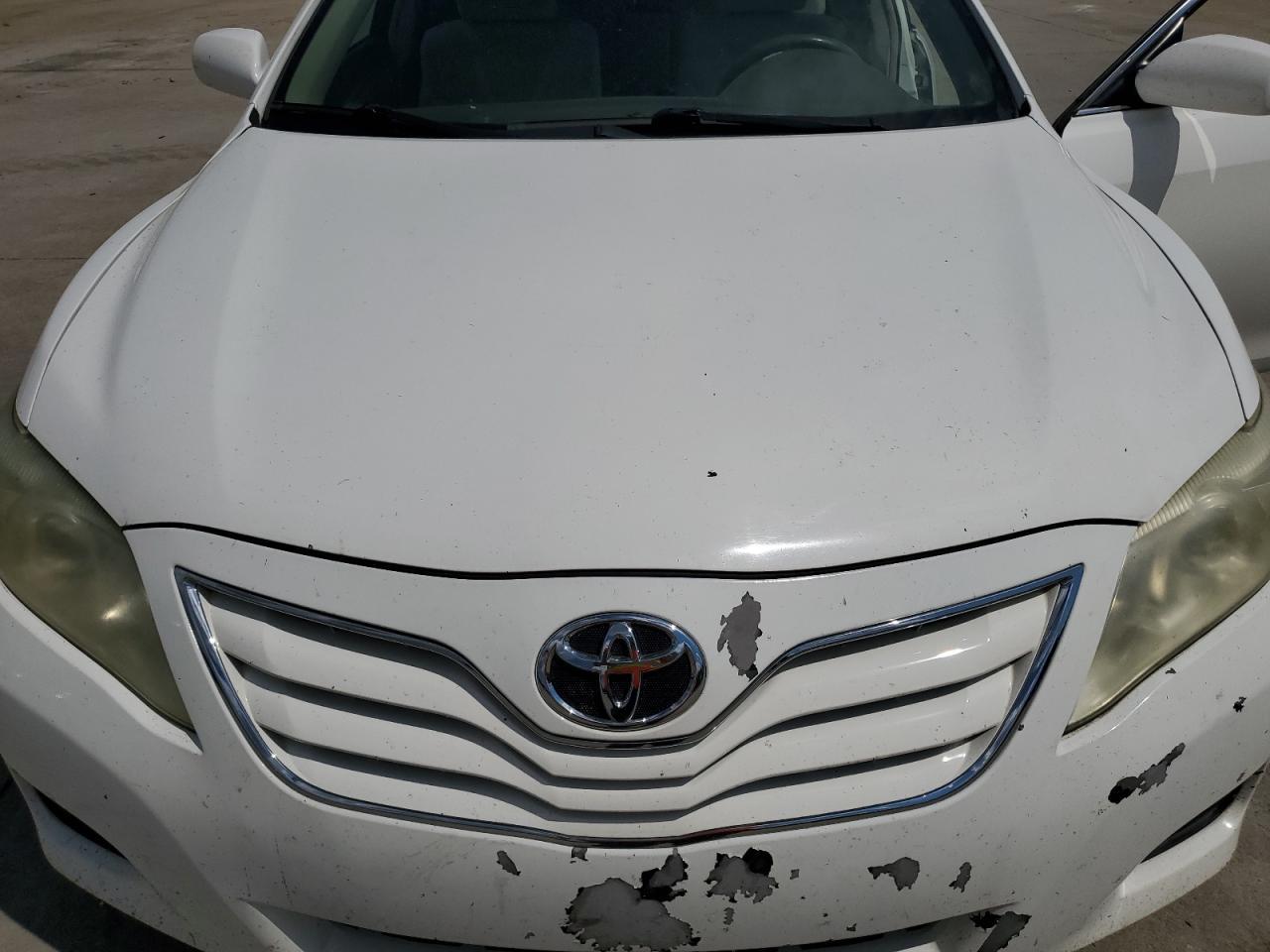 2011 TOYOTA CAMRY