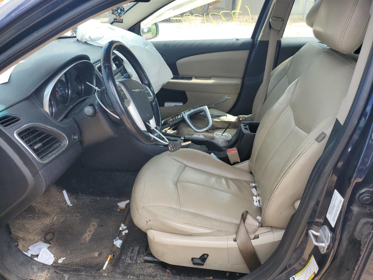 2012 CHRYSLER 200