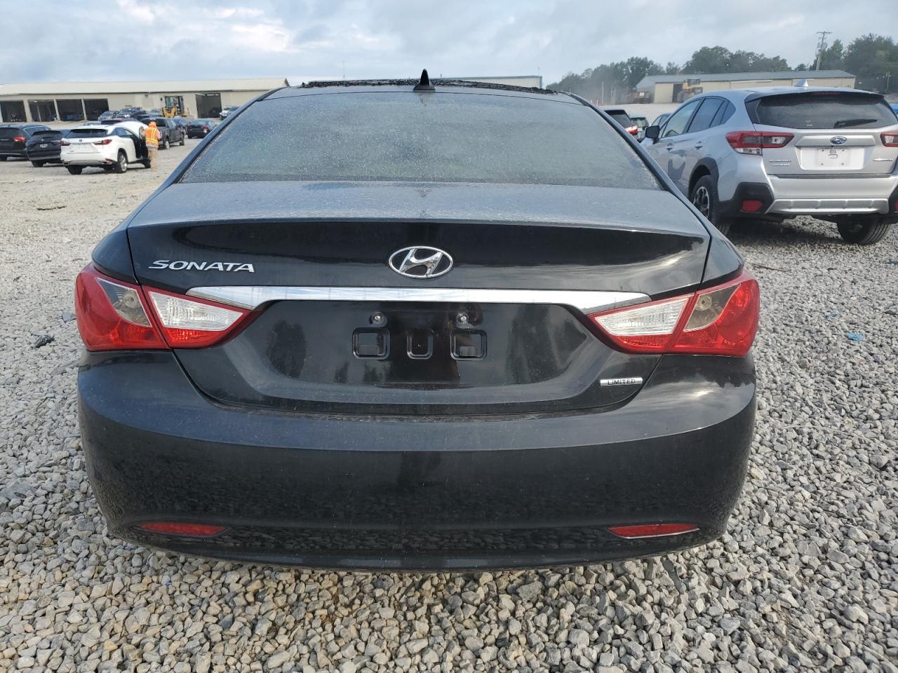 2011 HYUNDAI SONATA