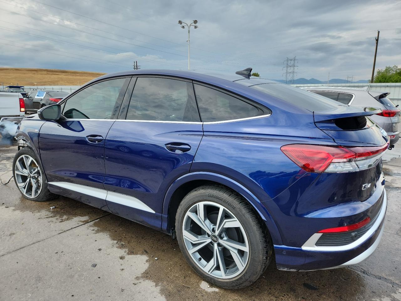 2024 AUDI Q4 e-tron