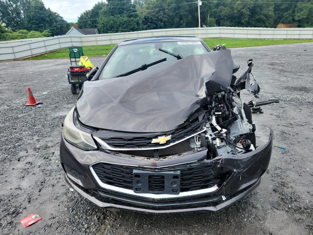 2017 CHEVROLET CRUZE