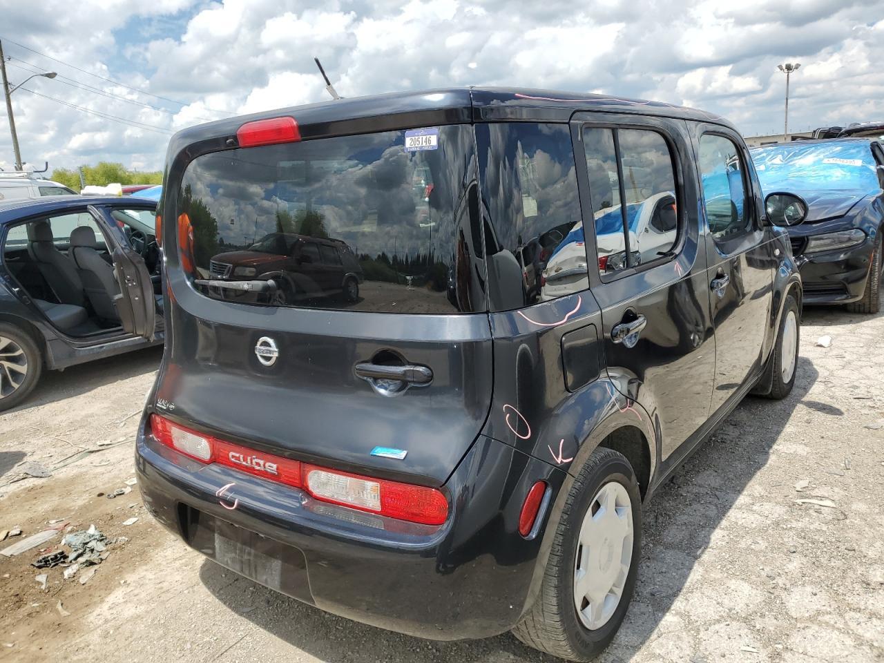 2014 NISSAN CUBE