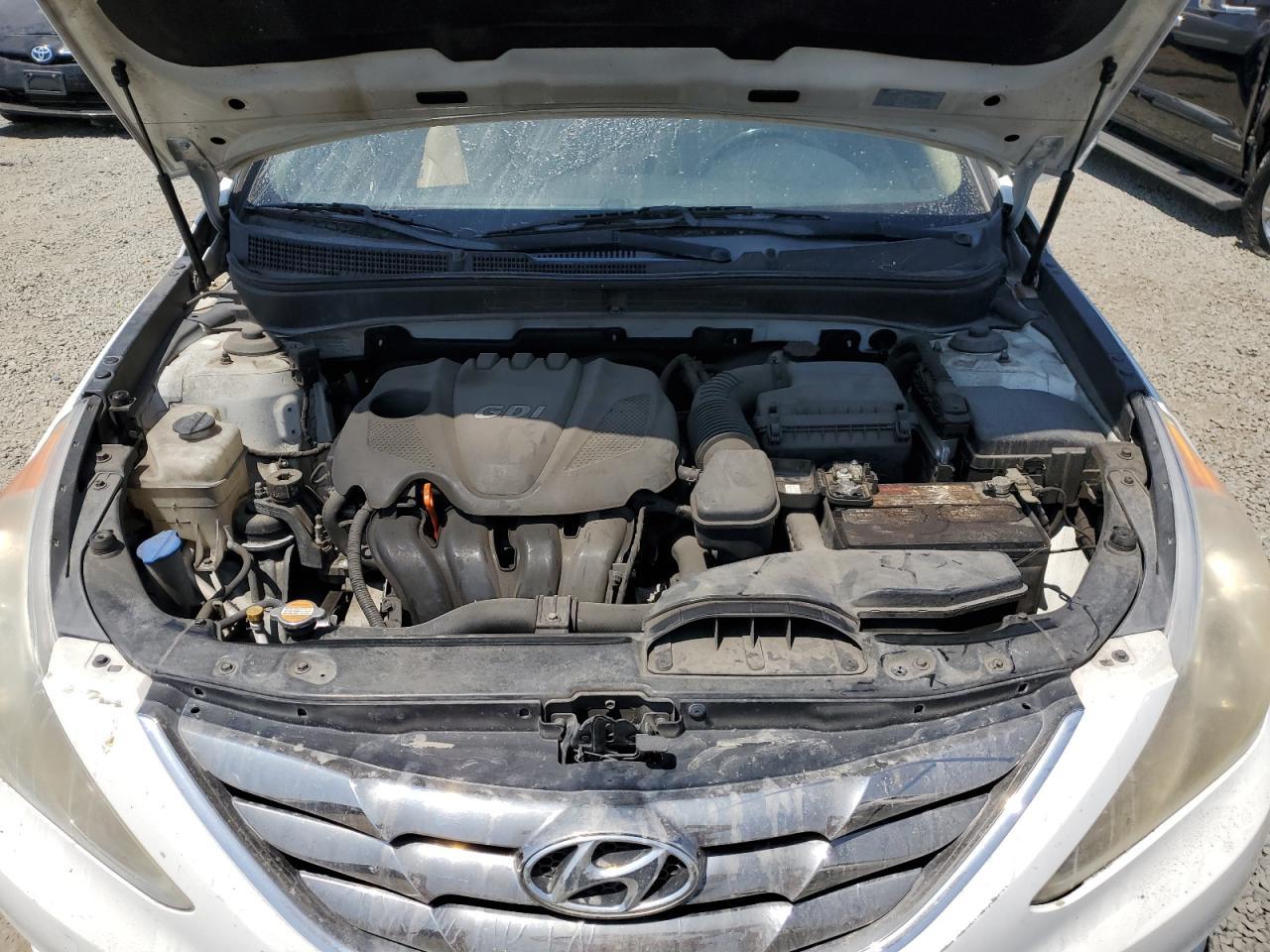 2011 HYUNDAI SONATA