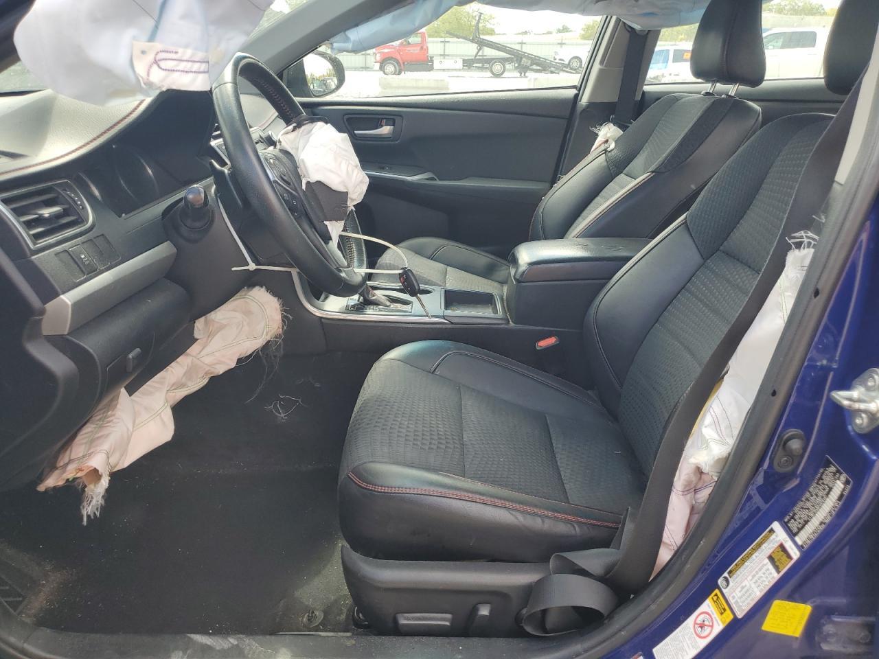 2015 TOYOTA CAMRY