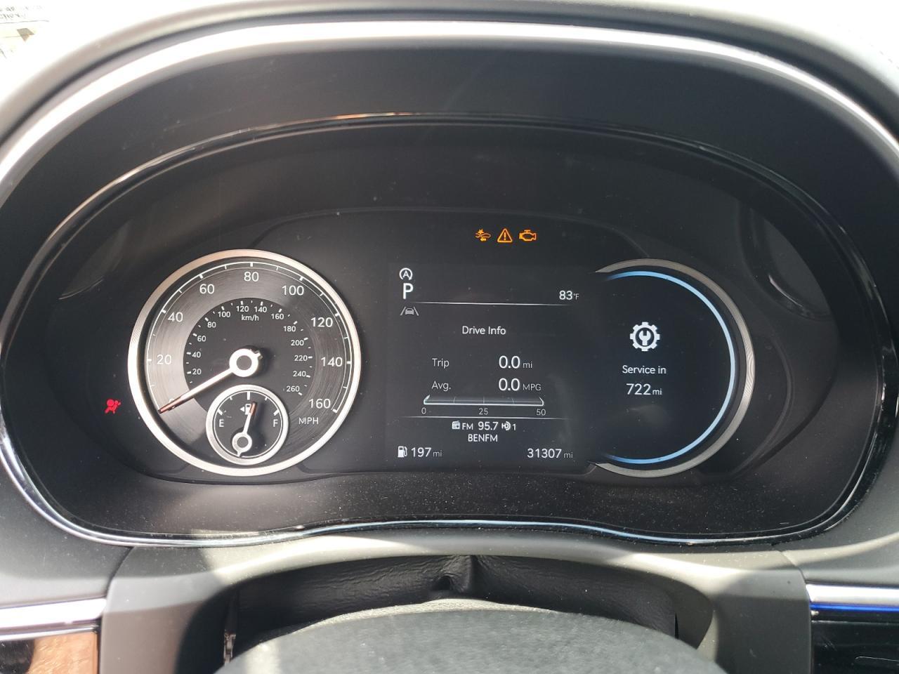 2022 GENESIS GV70