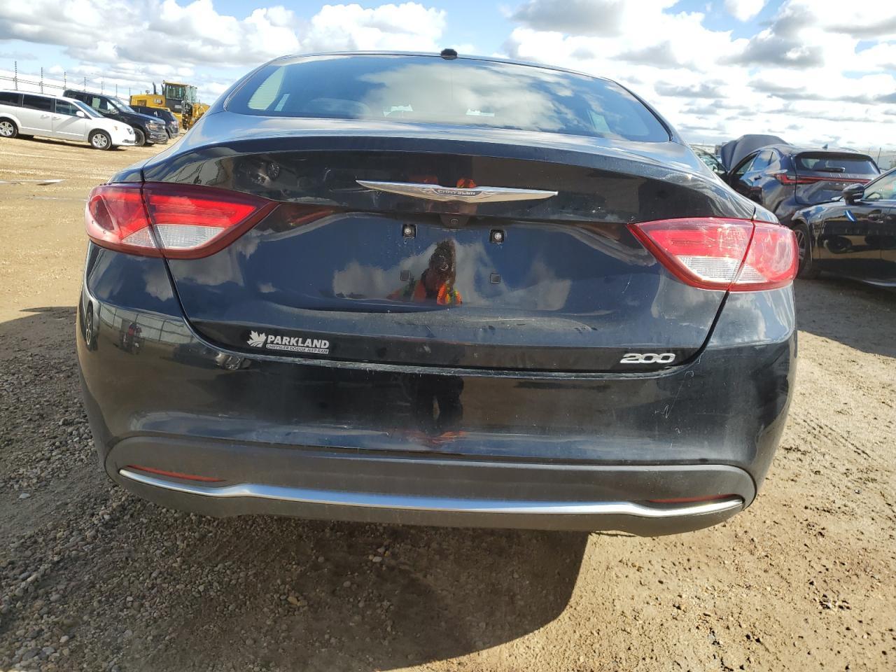 2016 CHRYSLER 200