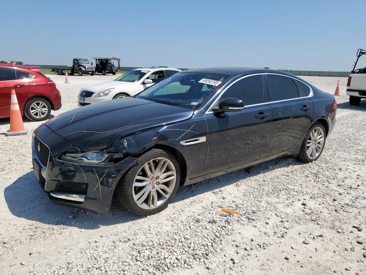 2016 JAGUAR XF