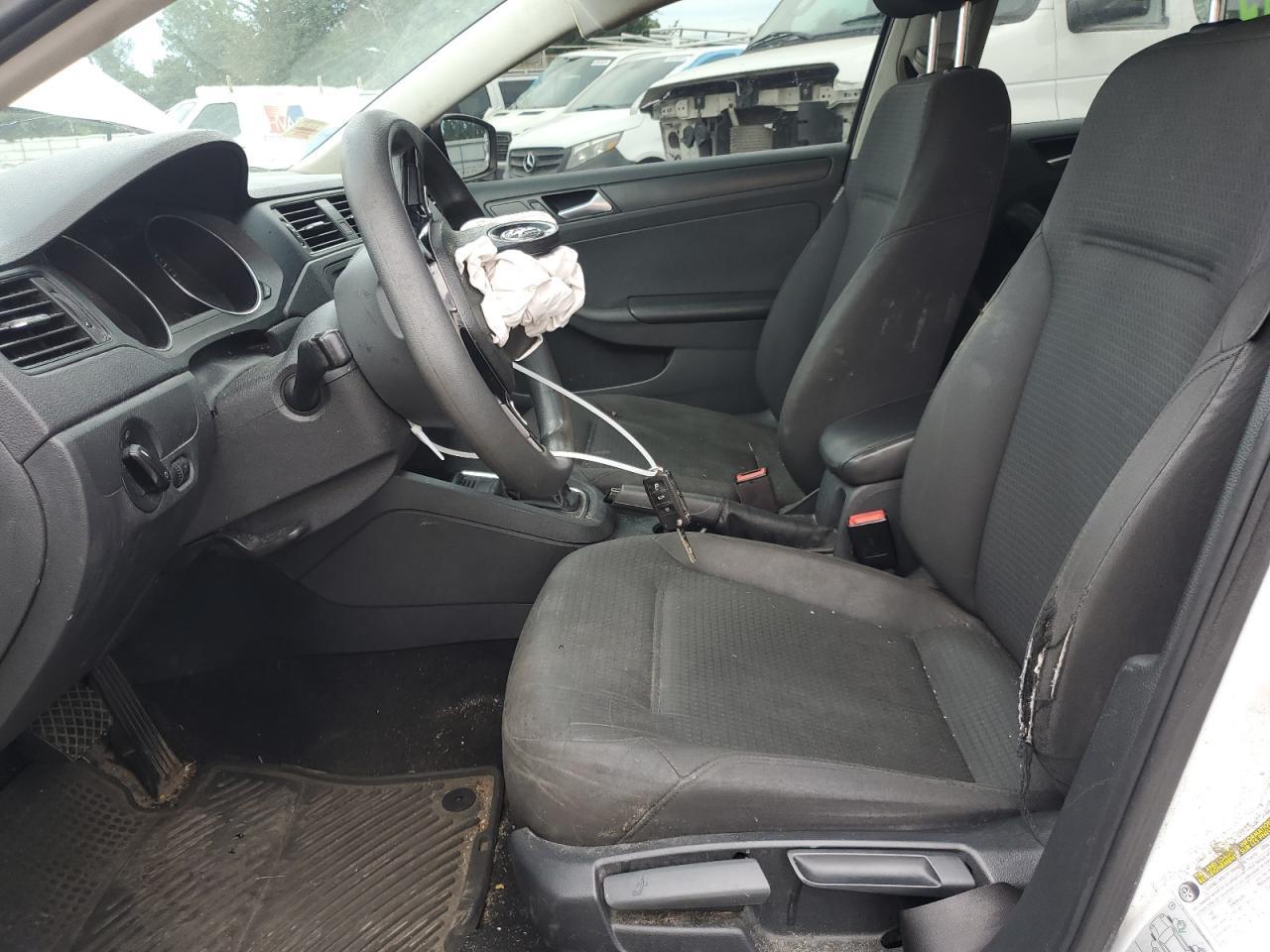 2016 VOLKSWAGEN JETTA