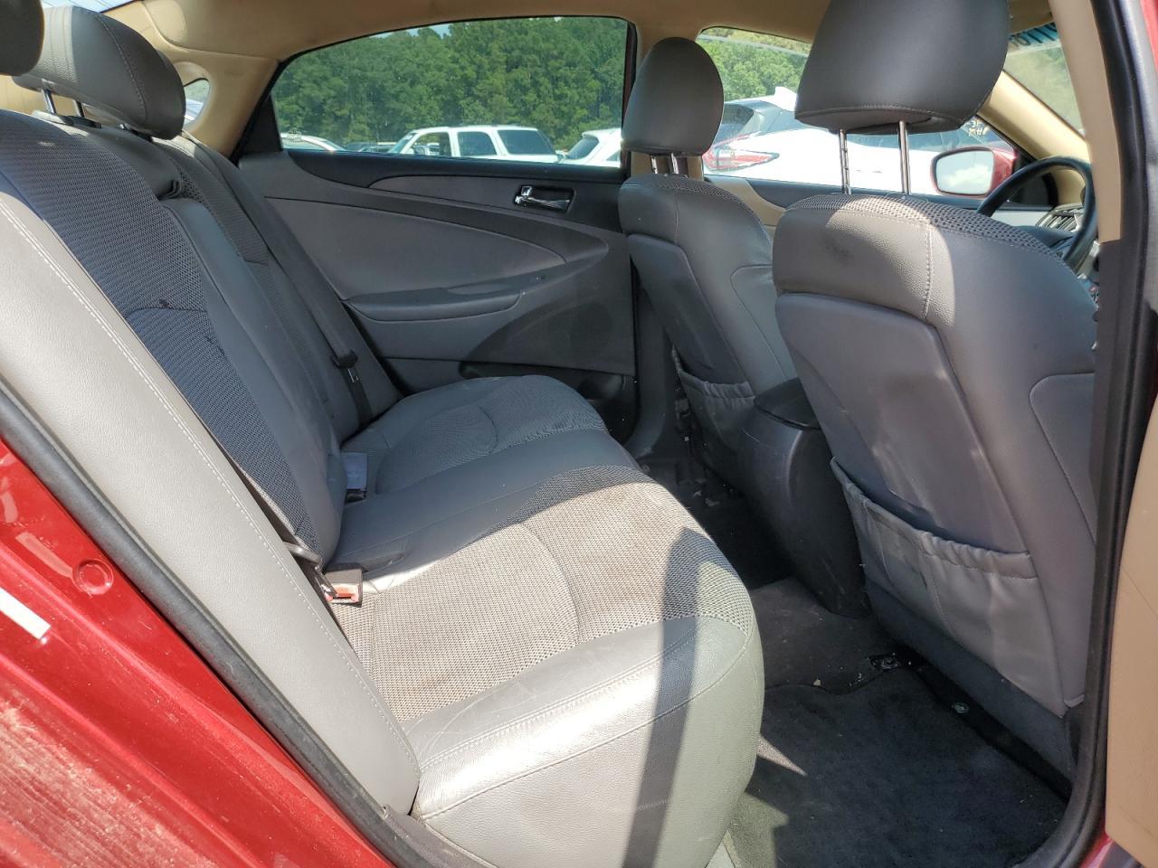 2011 HYUNDAI SONATA