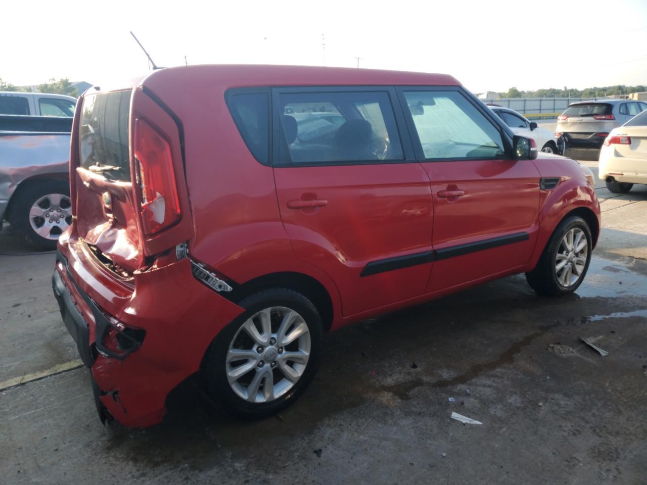 2013 KIA SOUL