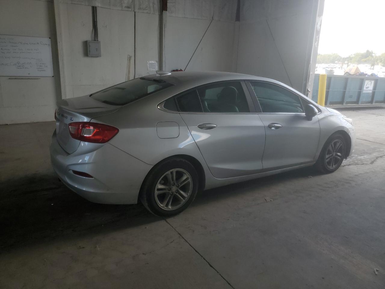 2017 CHEVROLET CRUZE