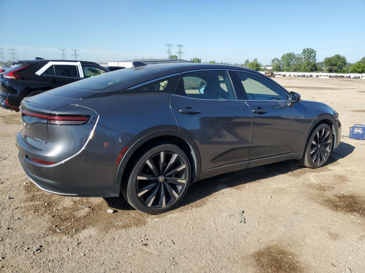2024 TOYOTA Crown