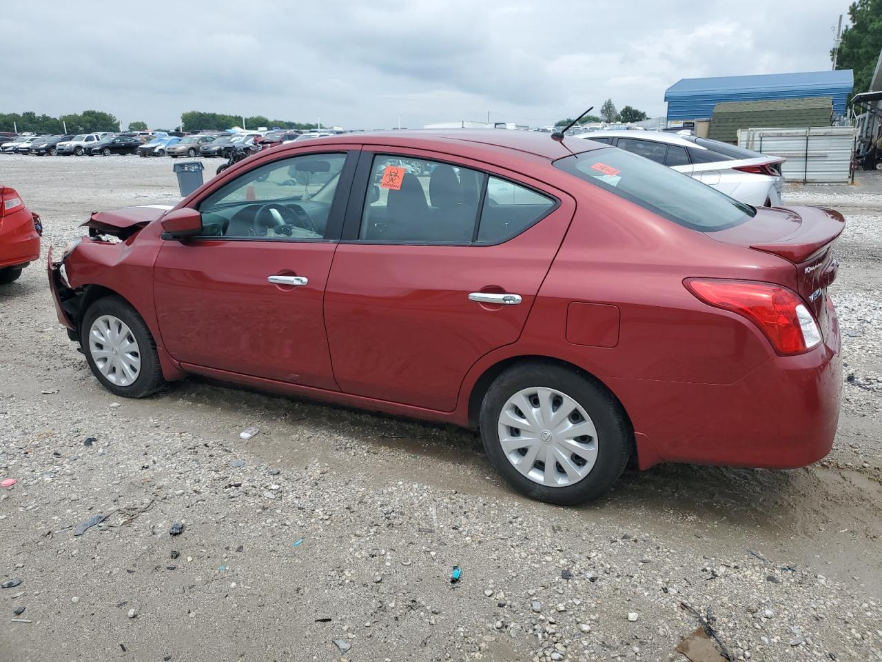 2017 NISSAN VERSA