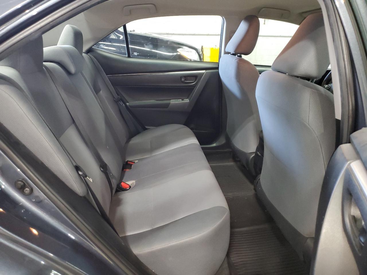 2016 TOYOTA COROLLA