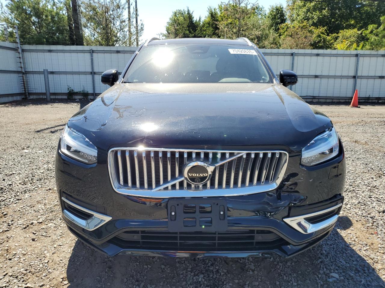 2025 VOLVO XC90