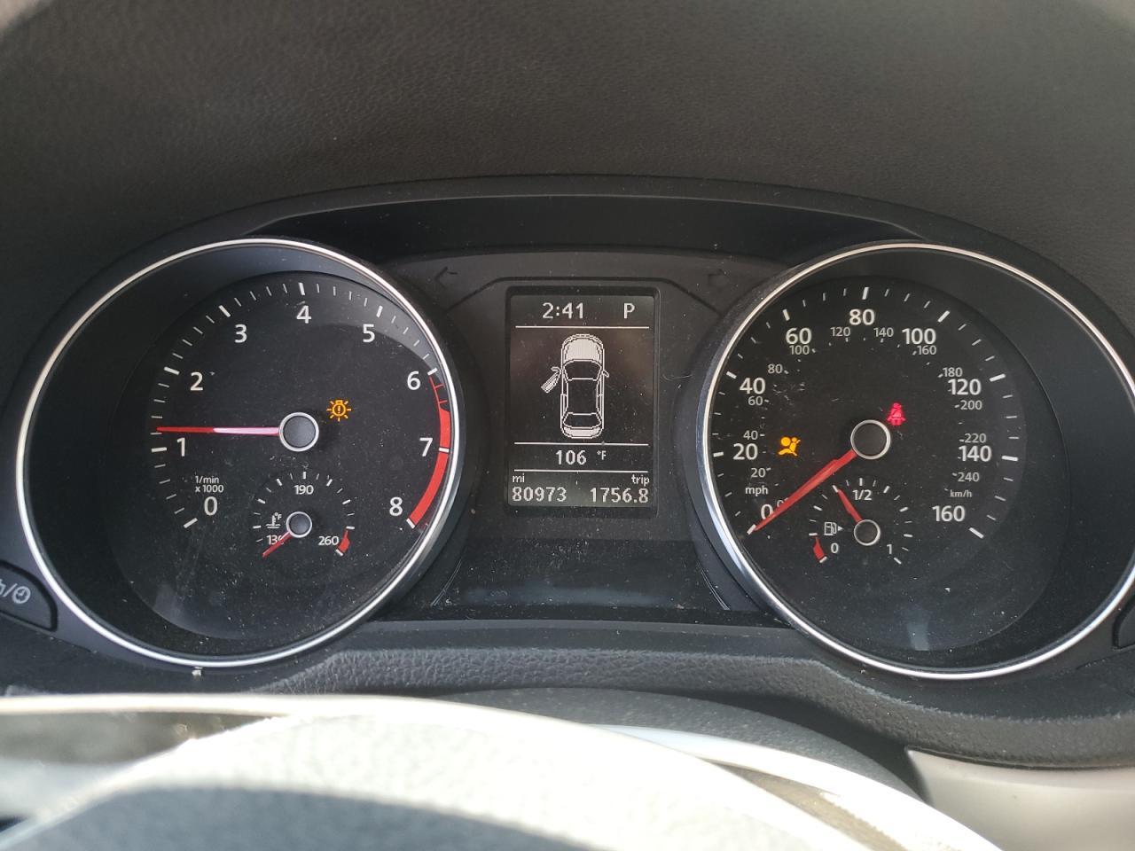 2016 VOLKSWAGEN Passat
