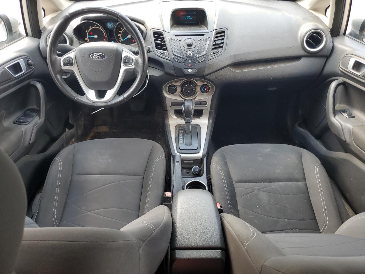 2015 FORD Fiesta