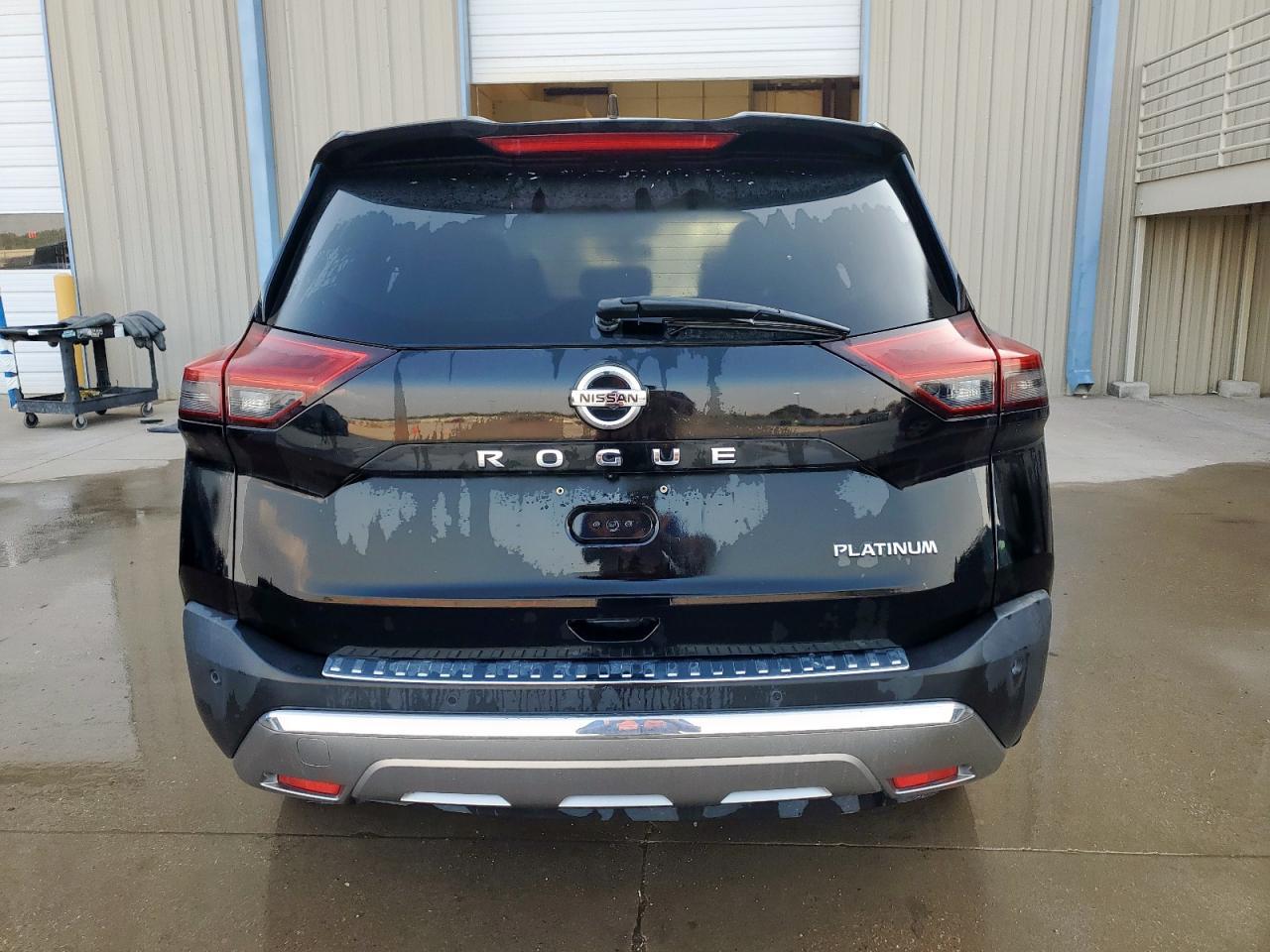 2021 NISSAN ROGUE
