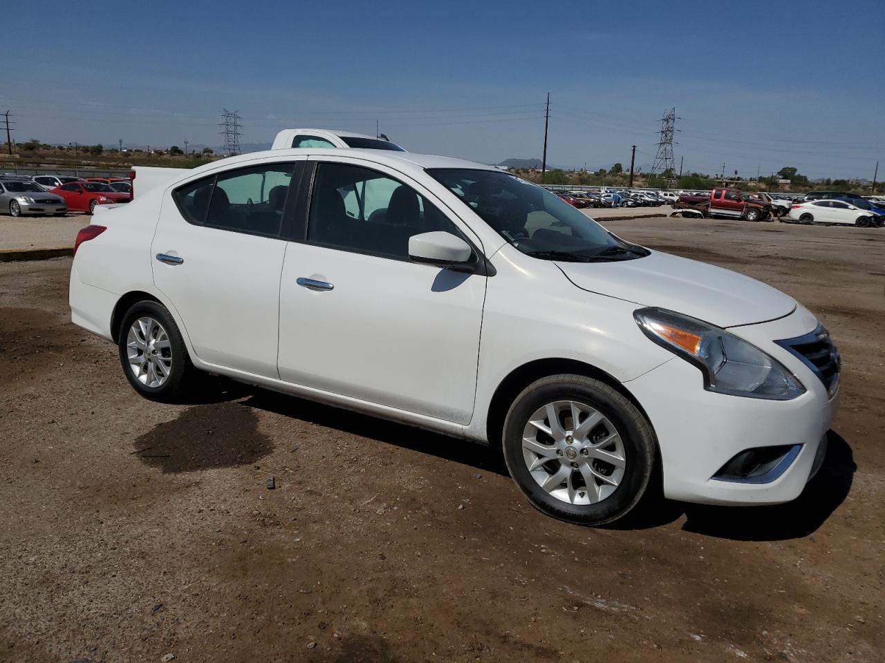 2018 NISSAN VERSA