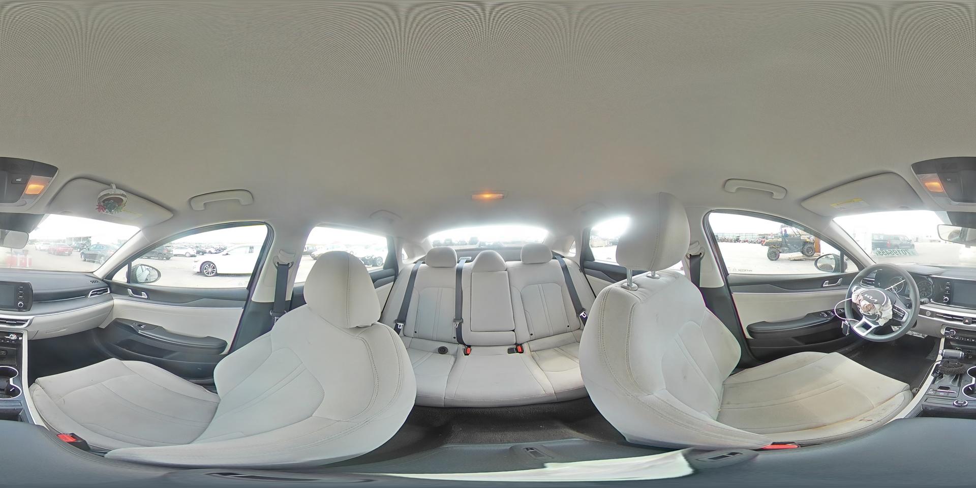 2022 KIA K5