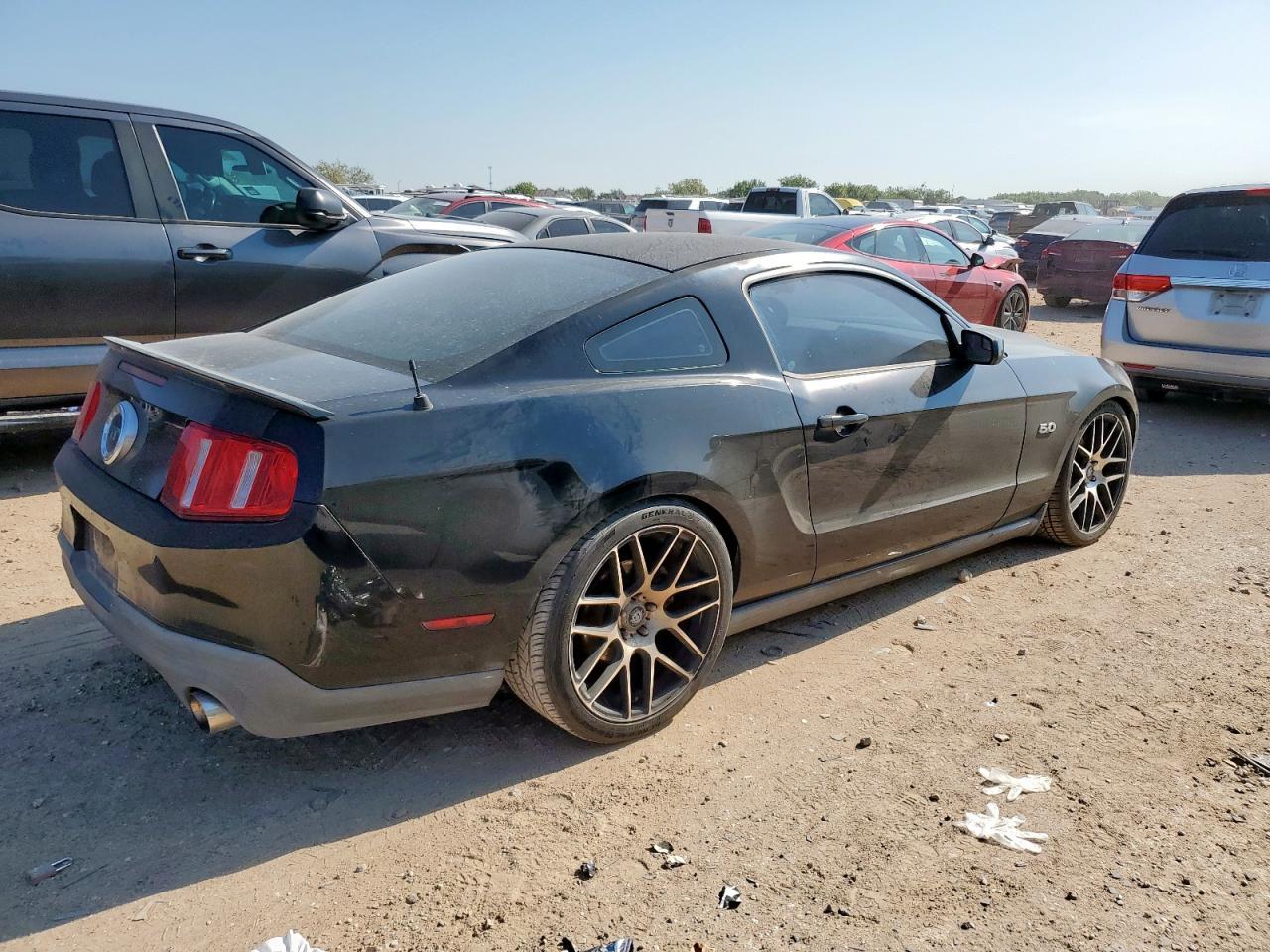 2011 FORD MUSTANG